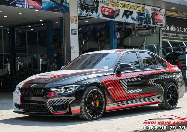 BMW 320i Độ Body Kit: Bí Quyết Biến Xe Thành Tác Phẩm Nghệ Thuật Trên Đường Phố 2 bmw 320i độ body kit - Hình 4