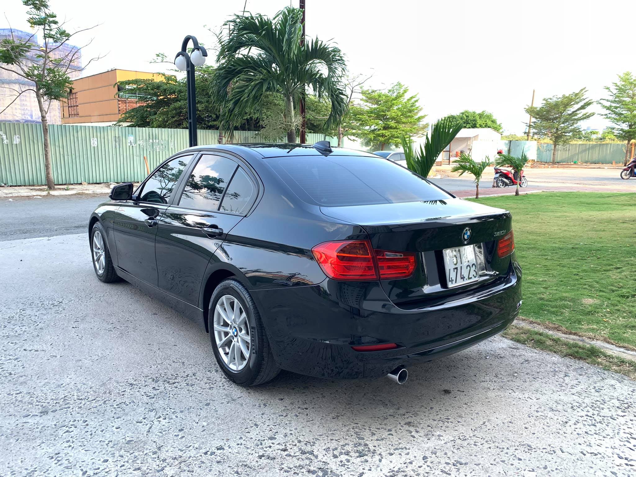 BMW 320i đời 2012: Đánh giá chi tiết, thông số kỹ thuật và kinh nghiệm mua xe 4 bmw 320i đời 2012 - Hình 2