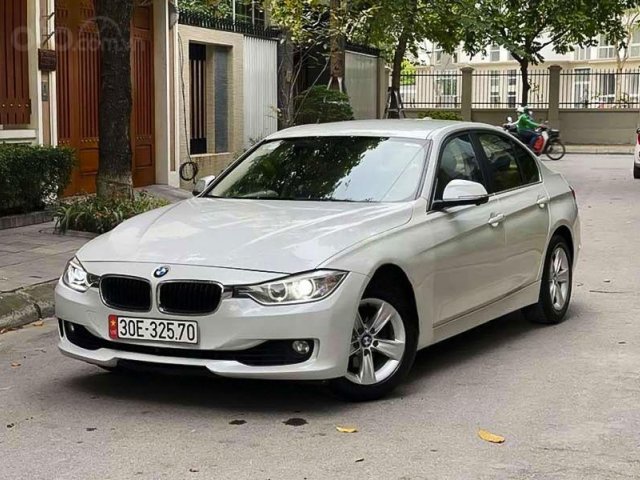 BMW 320i đời 2014: Đánh giá chi tiết, thông số kỹ thuật và kinh nghiệm mua xe 5 bmw 320i đời 2014 - Hình 1