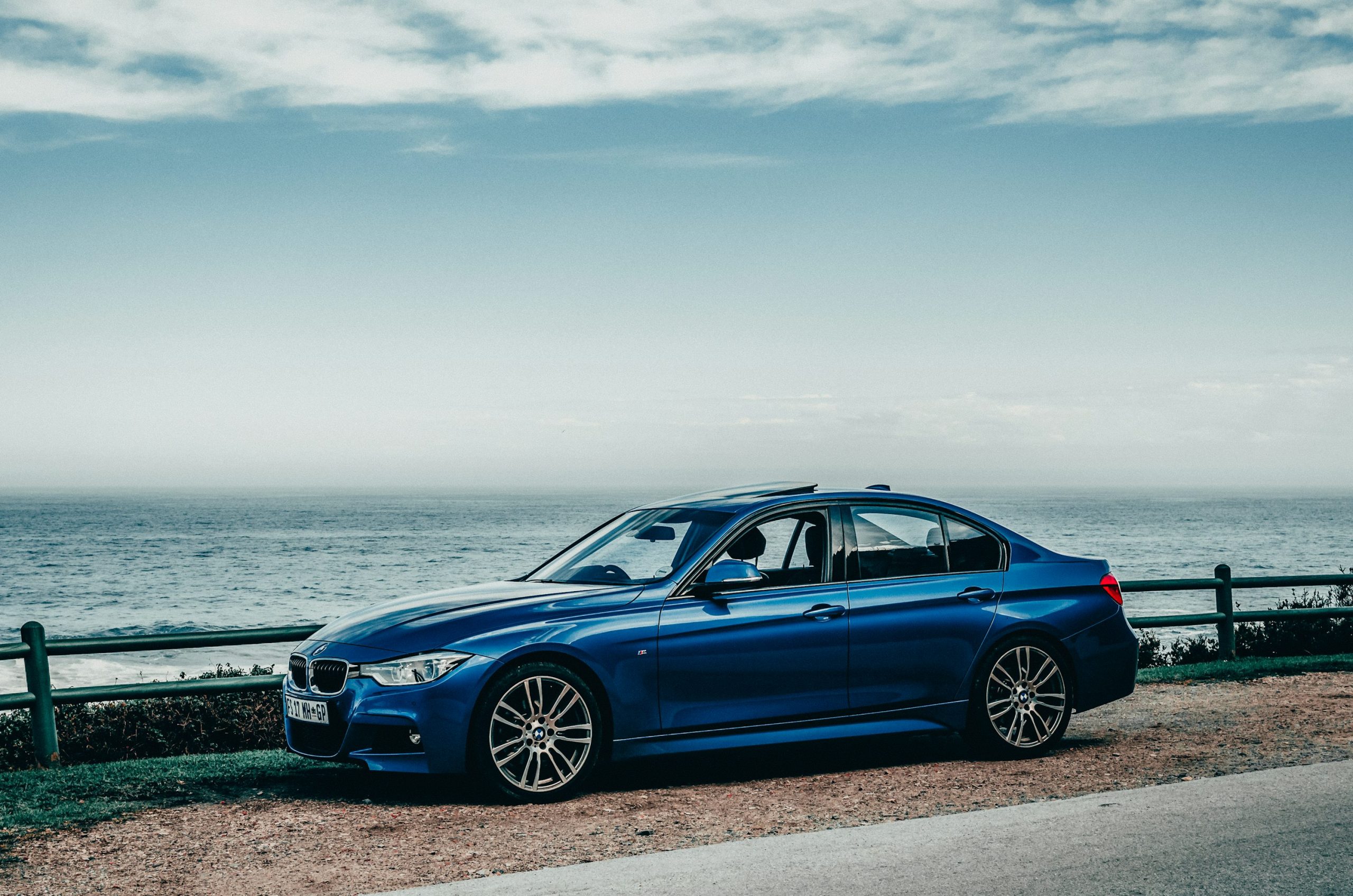 BMW 320i M Sport Wallpaper: Bộ Sưu Tập Hình Nền Đỉnh Cao Cho Dân Yêu Xe 1 bmw 320i m sport wallpaper - Hình 3