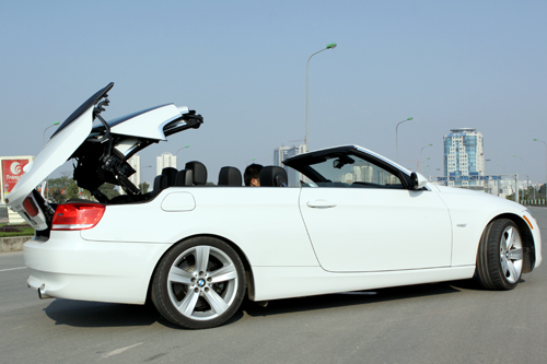 BMW 320i Mui Trần: Đẳng Cấp Xe Sang Mui Trần Dẫn Đầu Phân Khúc 3 bmw 320i mui trần - Hình 3