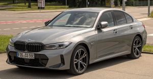 bmw 320i wiki