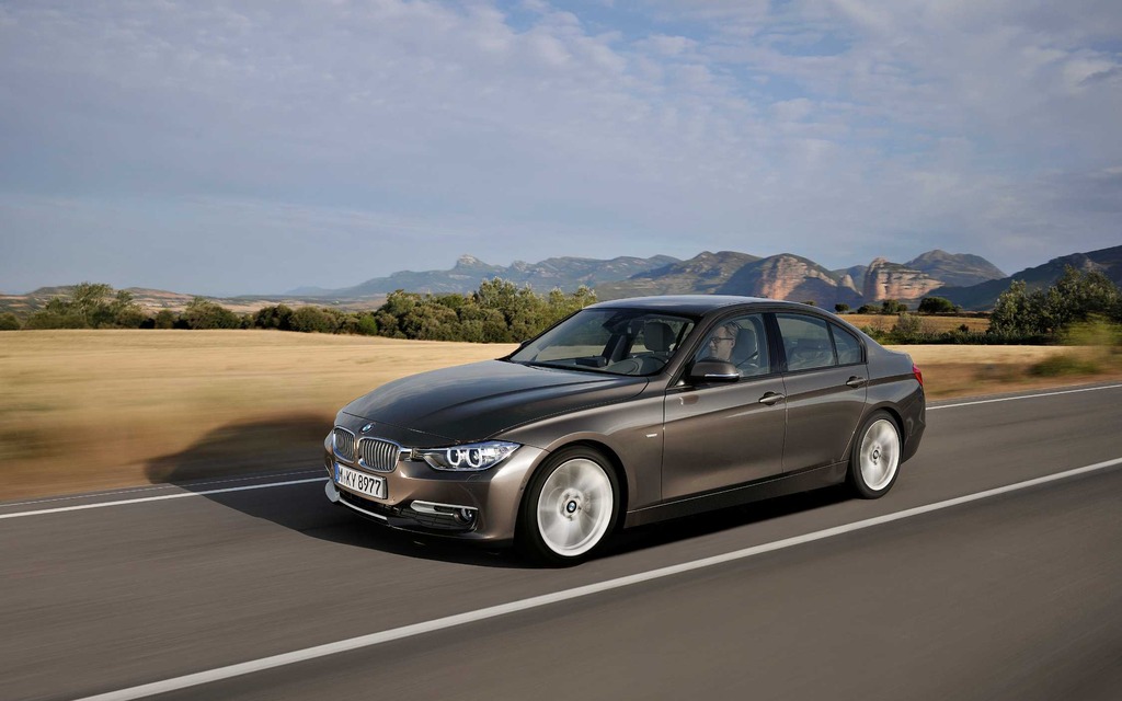 bmw 320i xdrive - Hình 4
