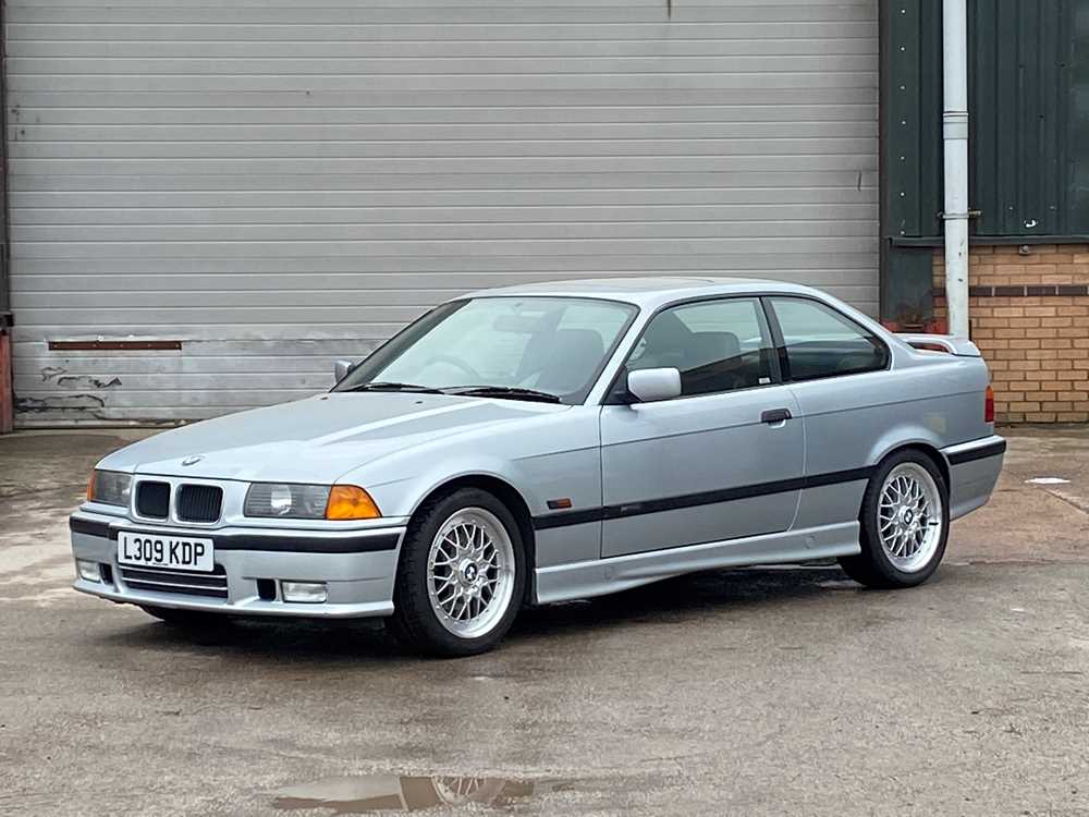 bmw 325i coupe - Hình 2