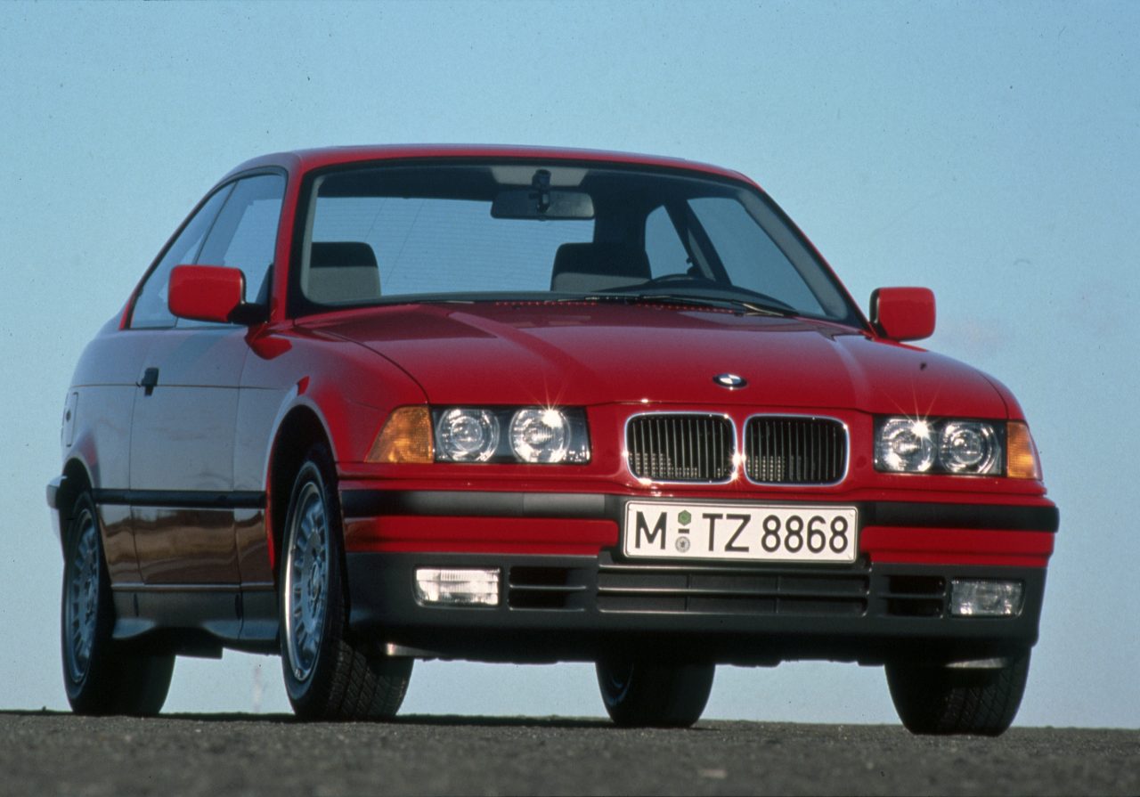 bmw 325i coupe - Hình 4