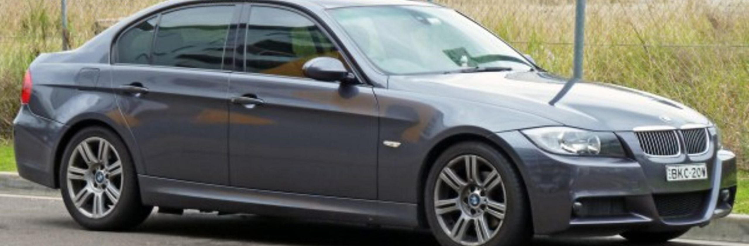bmw 325i e90 - Hình 2
