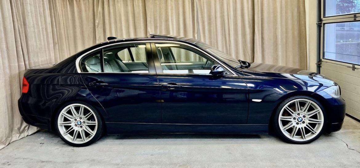bmw 325i e90 - Hình 4