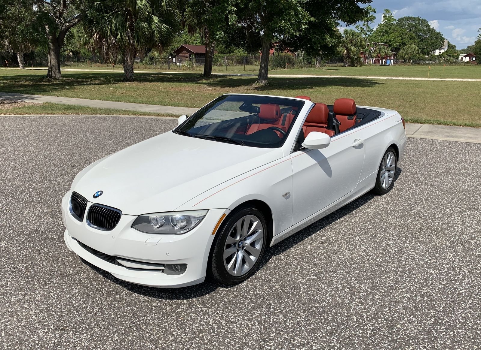 BMW 328i Convertible: Đẳng Cấp Mui Trần Dẫn Đầu Phân Khúc Hạng Sang 2 bmw 328i convertible - Hình 4