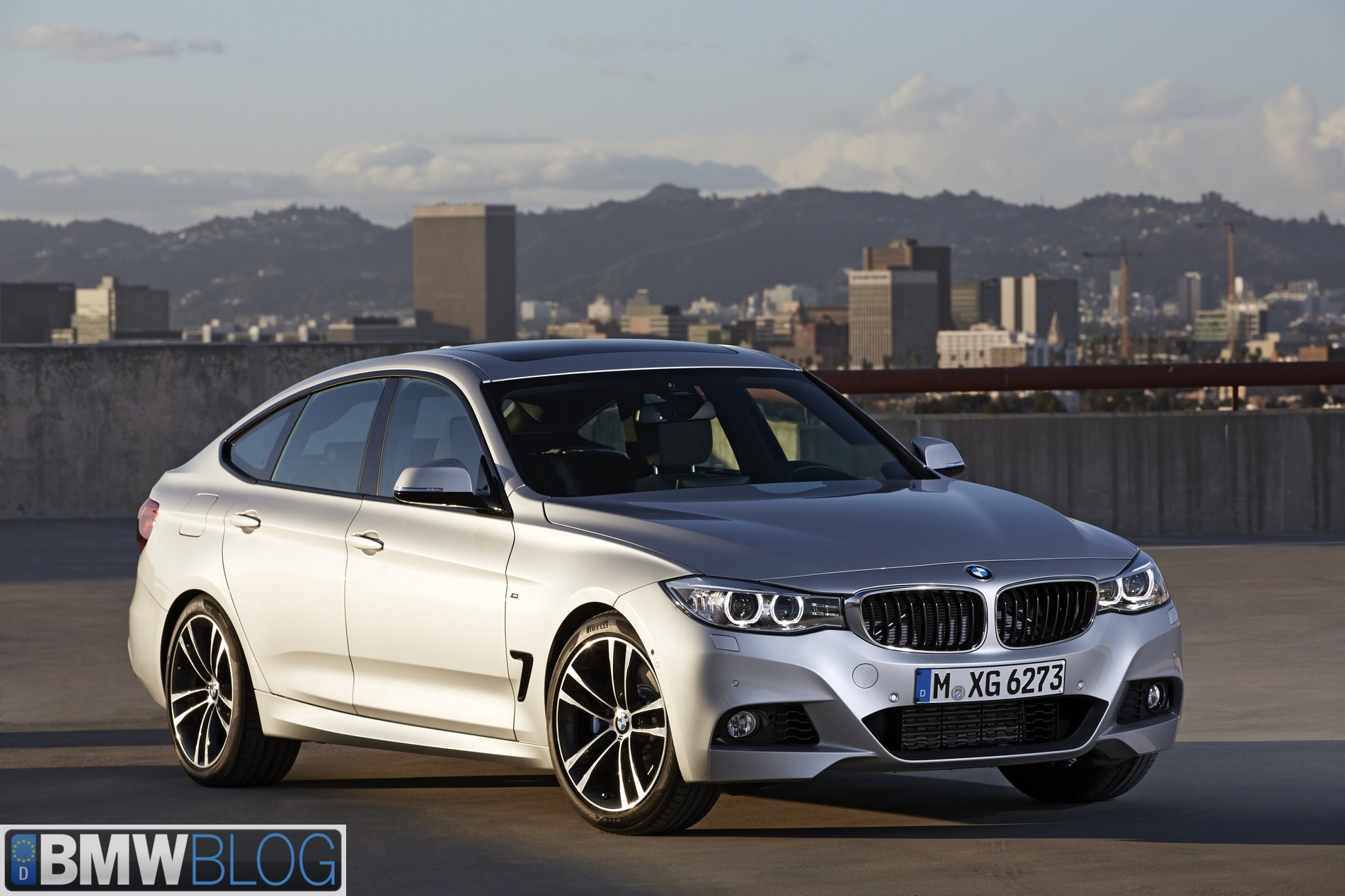 BMW 328i GT: Đánh giá chi tiết từ thiết kế, vận hành đến trải nghiệm thực tế 3 bmw 328i gt - Hình 2