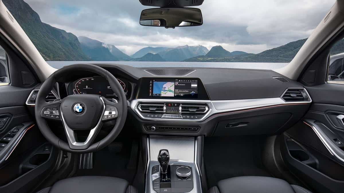 bmw 330i 2019 interior - Hình 3