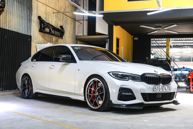 BMW 330i Độ: Bí Kíp Nâng Cấp Từ A-Z Cho Dân Chơi Xe Thực Thụ 2 bmw 330i độ - Hình 4