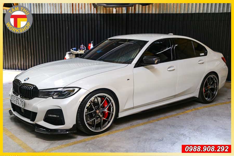 BMW 330i Độ: Bí Kíp Nâng Cấp Từ A-Z Cho Dân Chơi Xe Thực Thụ 5 bmw 330i độ - Hình 1