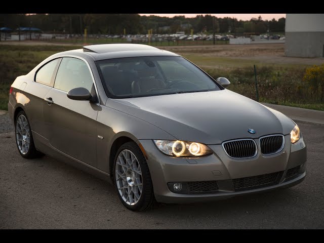 BMW 335xi: Đánh Giá Chi Tiết Về Mẫu Xe Dẫn Động Bốn Bánh Hiệu Suất Cao 5 bmw 335xi - Hình 1