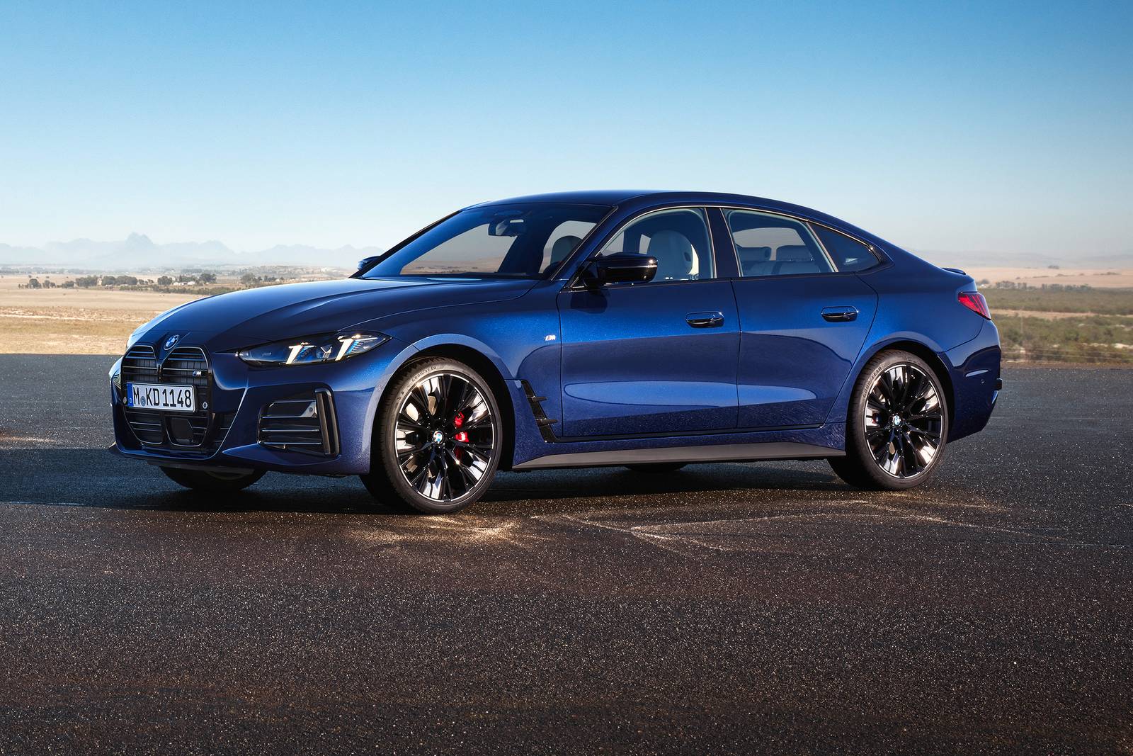 BMW 4 Series Gran Coupe: Đẳng Cấp Của Sự Kết Hợp Hoàn Hảo Giữa Coupe Thể Thao Và Sedan Gia Đình 3 bmw 4 series gran coupe - Hình 2