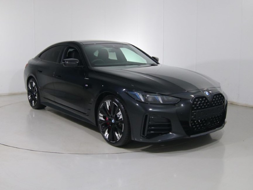 BMW 420i M Sport: Đẳng Cấp Xe Coupe 4 Cửa Đầy Mê Hoặc 1 bmw 420i m sport - Hình 5