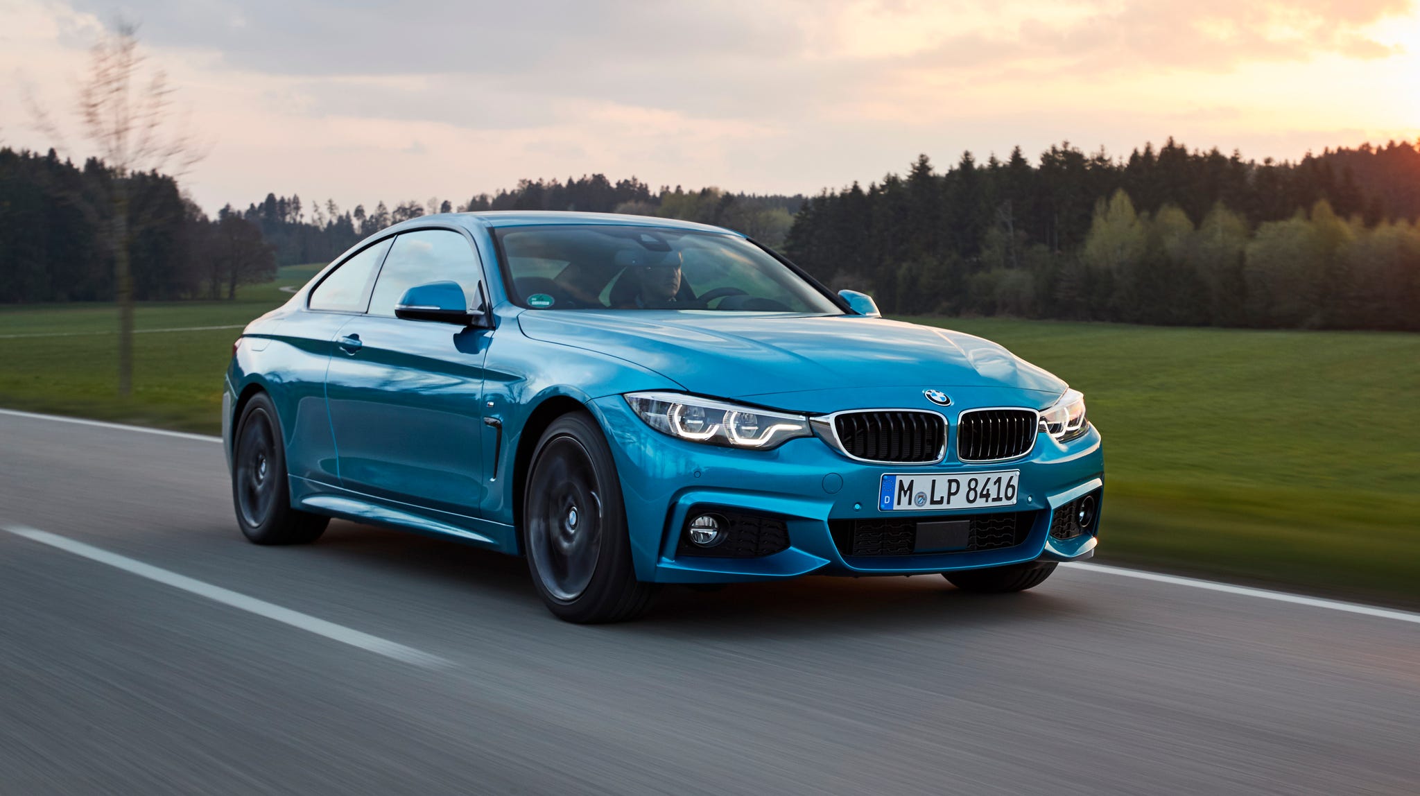 BMW 420i Price: Phân Tích Chi Tiết Giá Xe, Chi Phí Lăn Bánh và Đánh Giá Toàn Diện 2024 2 bmw 420i price - Hình 4