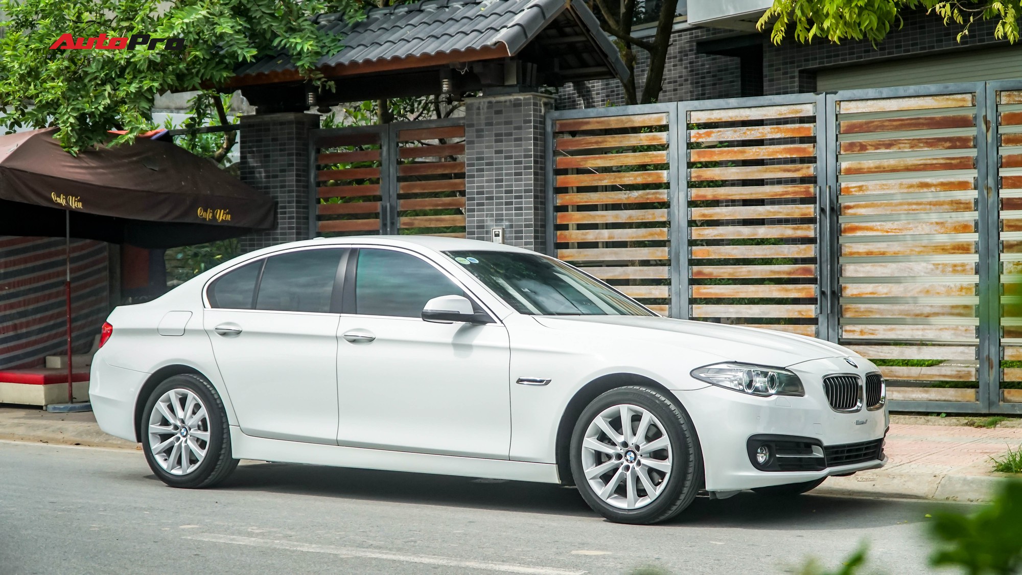 Kinh nghiệm săn BMW 5 Series cũ: Cẩm nang toàn diện từ A đến Z cho người mới 4 bmw 5 series cũ - Hình 2