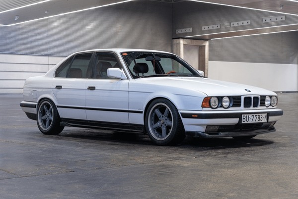 bmw 5 series e34 - Hình 3