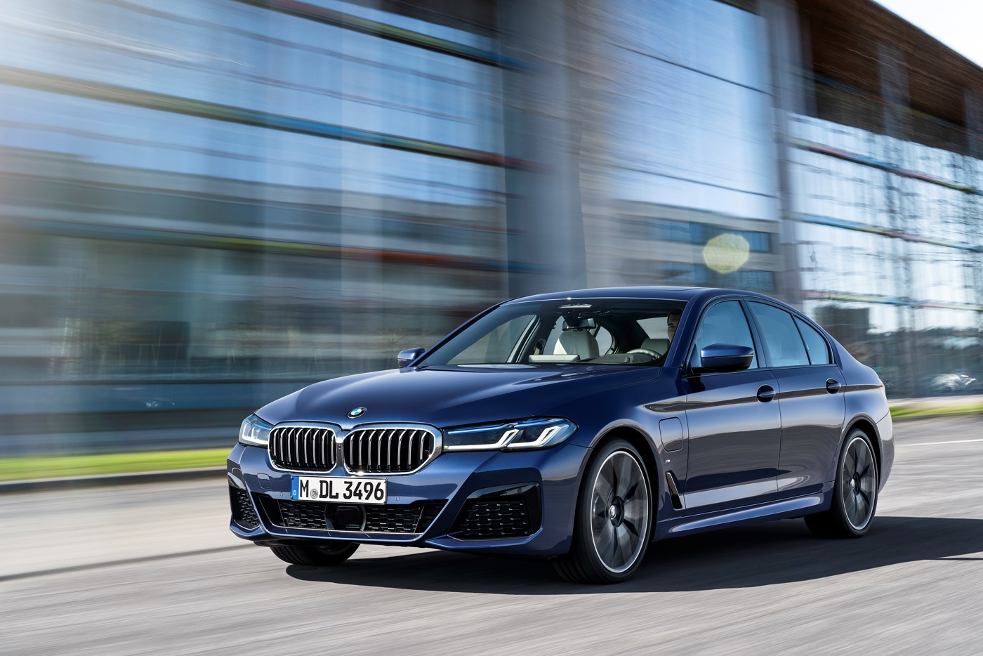 BMW 5 Series Facelift: Nâng Tầm Đẳng Cấp Với Những Nâng Cấp Toàn Diện 1 bmw 5 series facelift - Hình 4
