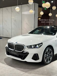 bmw 5 series giá