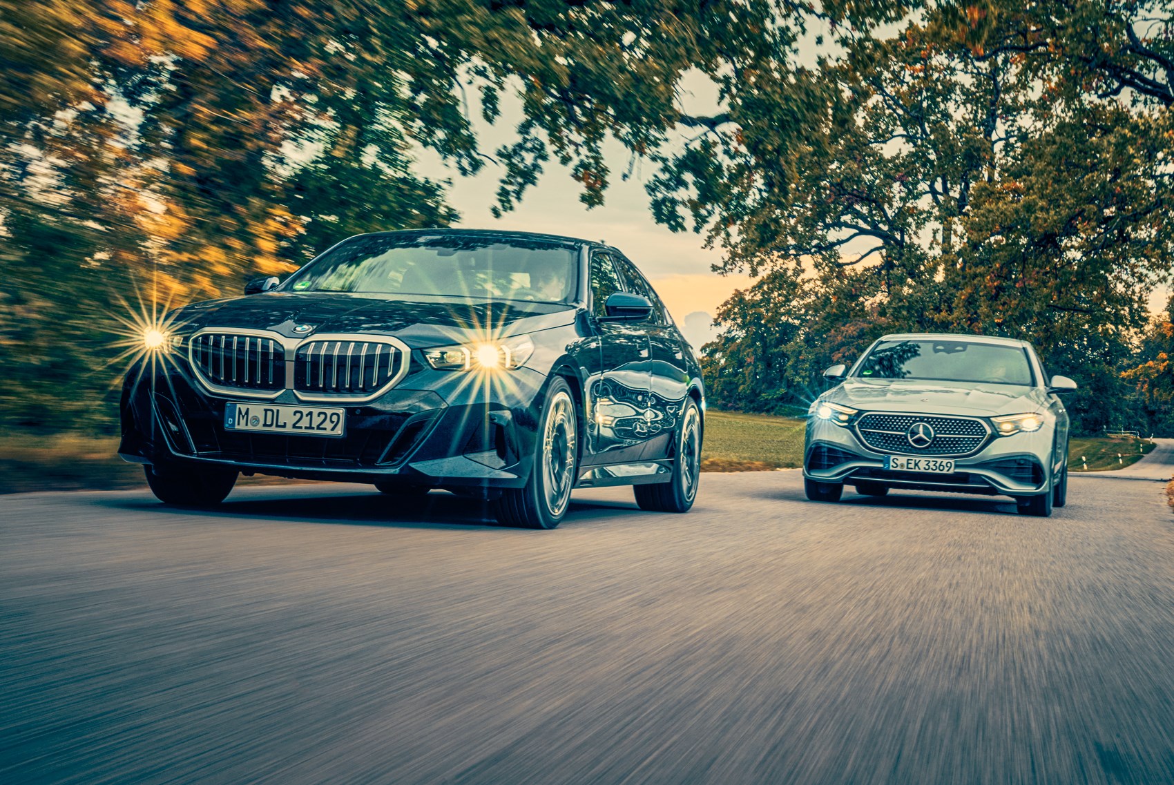 BMW 5 Series vs Mercedes E Class: Cuộc Đối Đầu Kinh Điển Giữa Hai Ông Lớn Sedan Hạng Sang 4 bmw 5 series vs mercedes e class - Hình 2