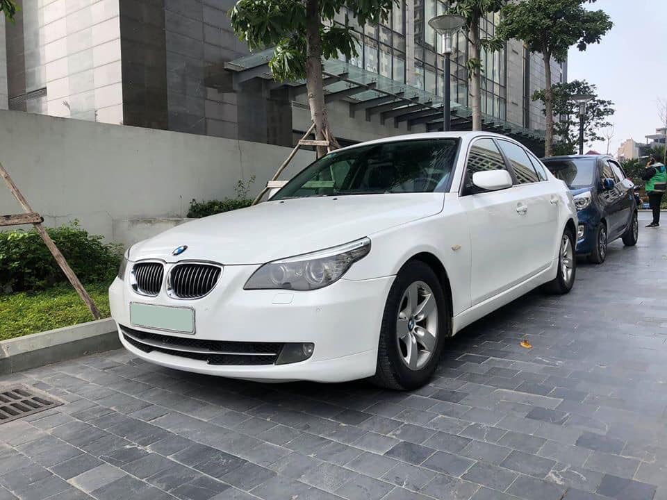 BMW 500: Giải Mã Toàn Diện Về Dòng Xe Huyền Thoại Và Những Điều Cần Biết 1 bmw 500 - Hình 5
