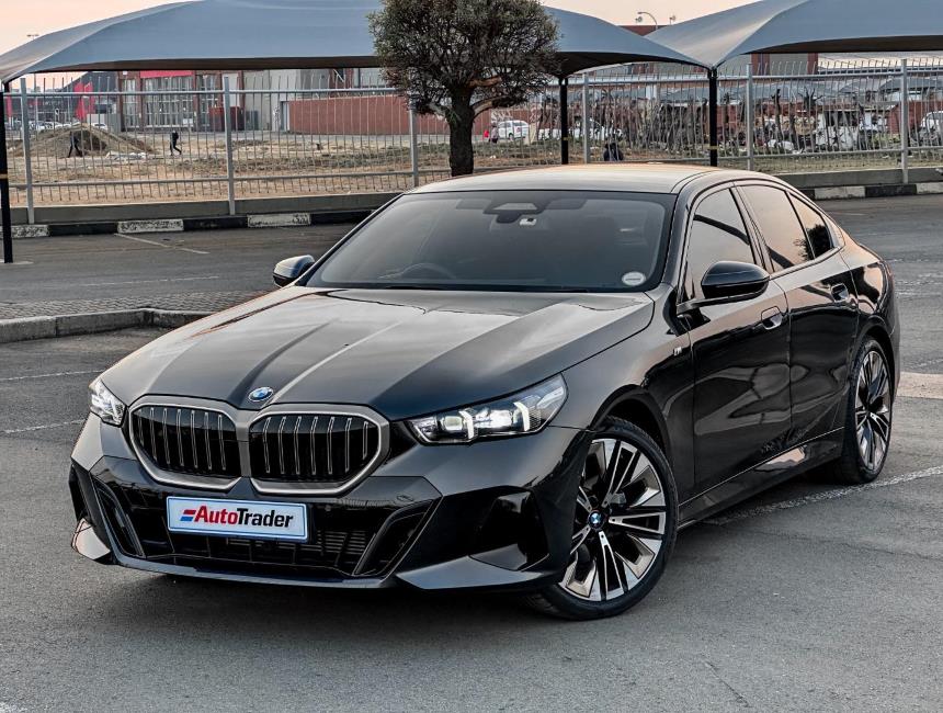 BMW 520d: Đánh giá toàn diện từ động cơ, vận hành đến chi phí sử dụng 3 bmw 520d - Hình 3