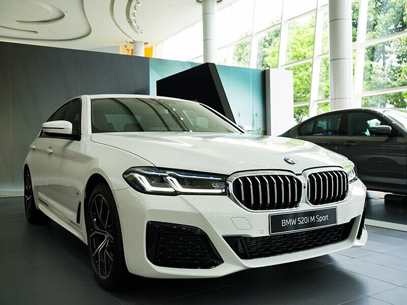 bmw 520i - Hình 4