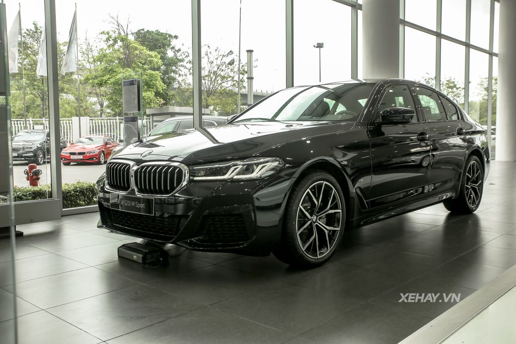 BMW 520i M Sport: Đẳng Cấp Sedan Hạng Sang Và Cảm Giác Lái Thể Thao Đích Thực 3 bmw 520i m sport - Hình 3