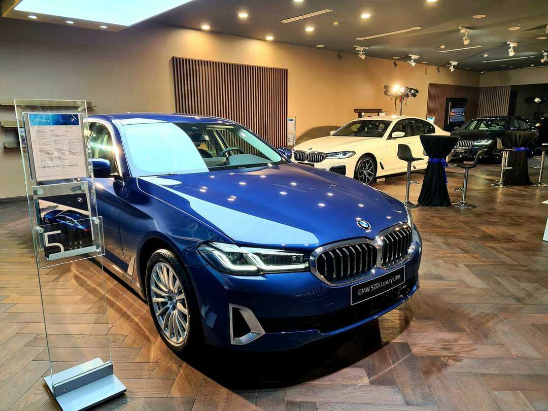 bmw 520i price