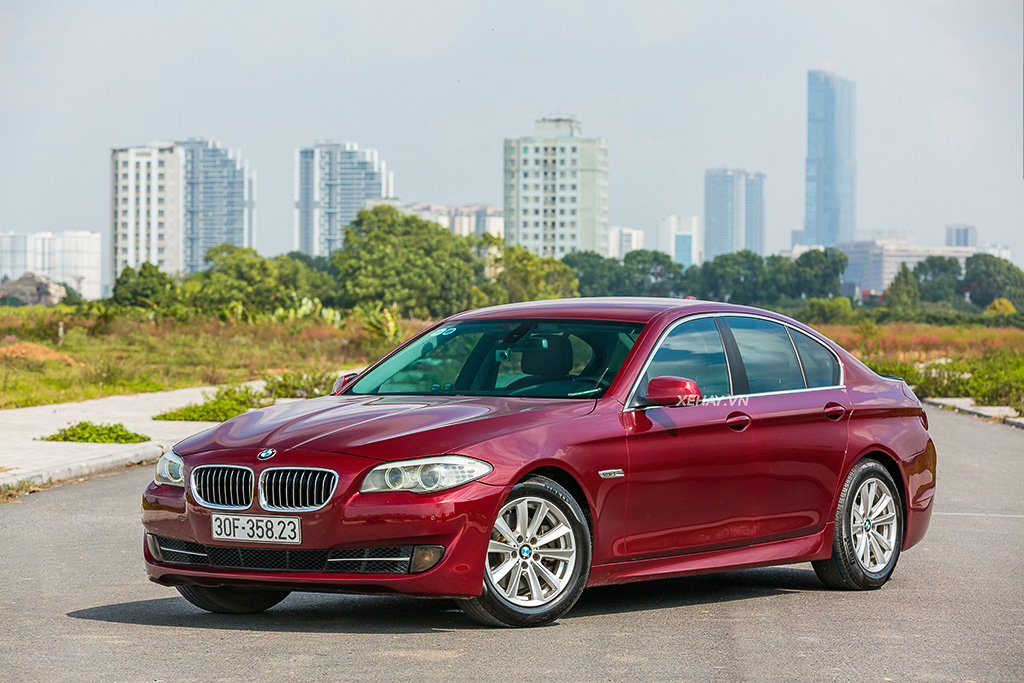 BMW 523i: Đánh giá chi tiết động cơ, vận hành và kinh nghiệm mua xe 4 bmw 523i - Hình 1