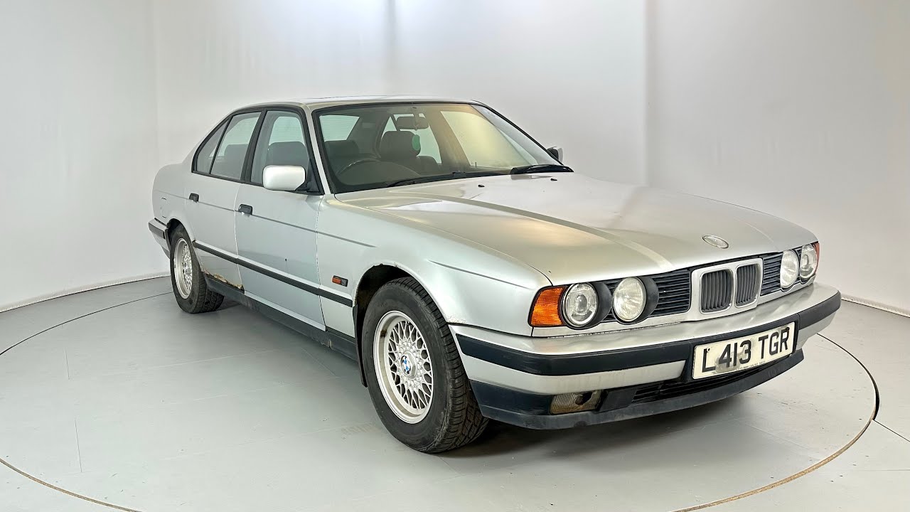 BMW 525: Đẳng Cấp Sedan Hạng Sang Đã Qua Kiểm Chứng Qua Nhiều Thế Hệ 3 bmw 525 - Hình 3