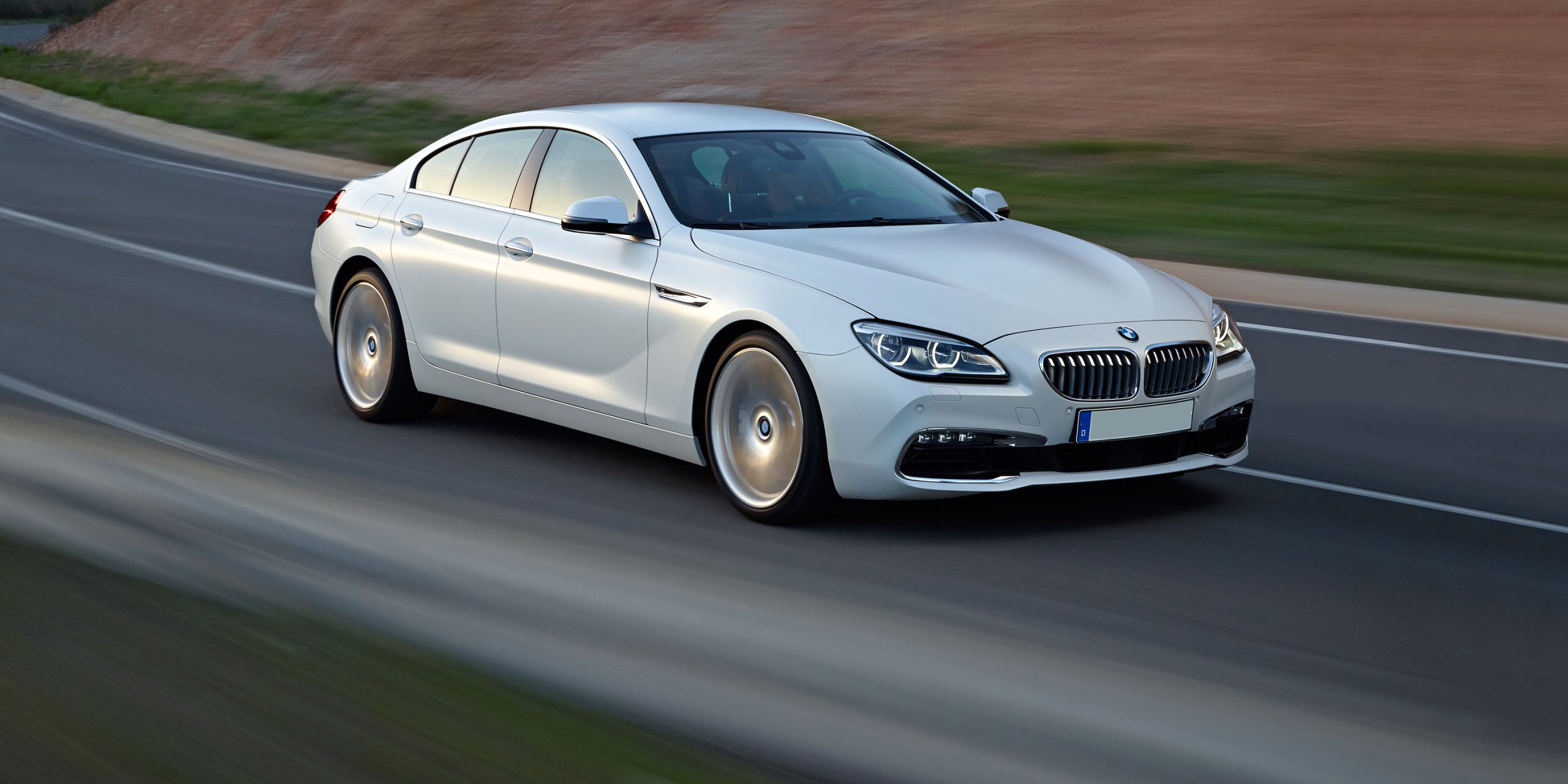 BMW 6 Series Gran Coupe: Đẳng Cấp Xe Bốn Cửa Thể Thao Hàng Đầu 4 bmw 6 series gran coupe - Hình 2