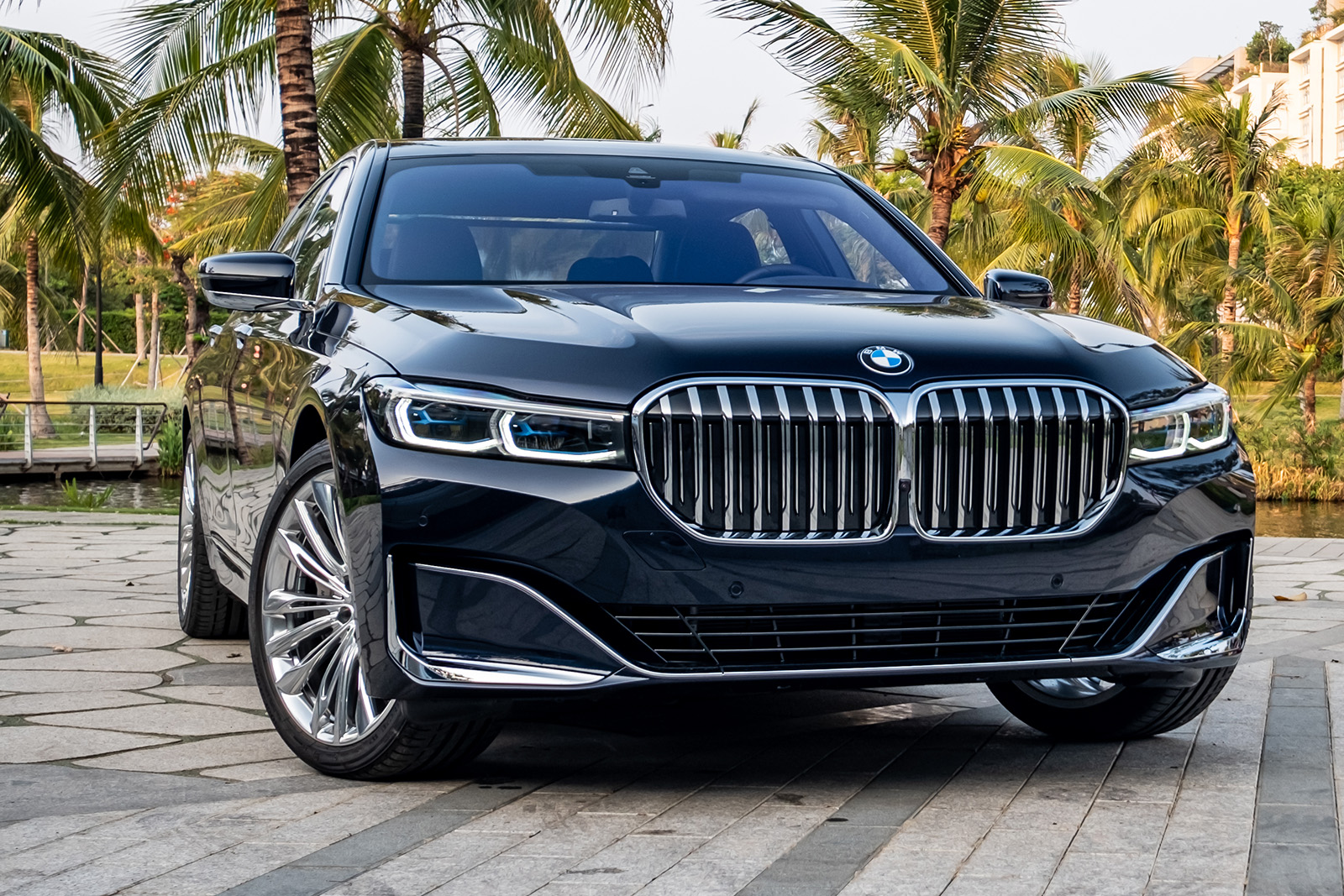 BMW 730: Đẳng Cấp Sedan Hạng Sang Và Những Điều Cần Biết Trước Khi Mua 1 bmw 730 - Hình 5