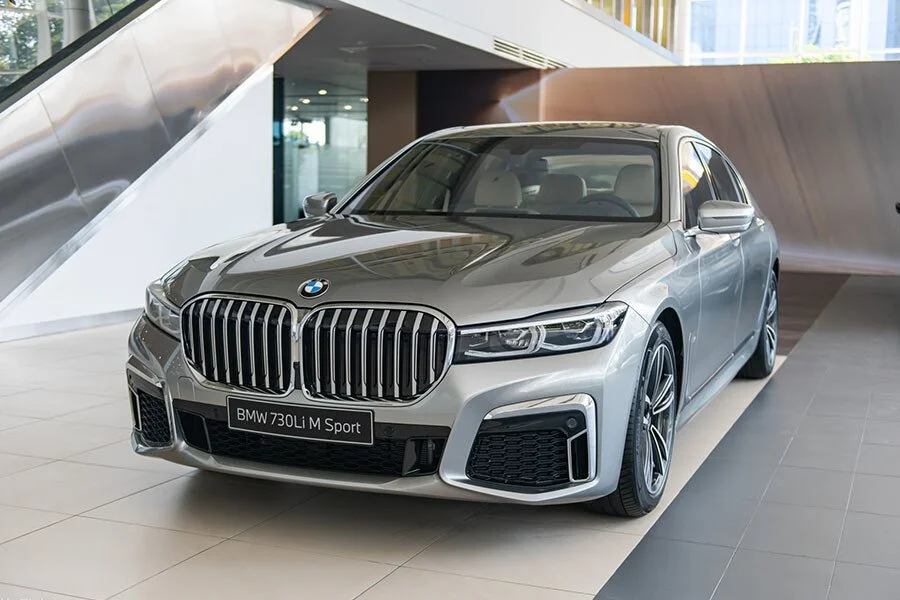 bmw 730 i - Hình 2