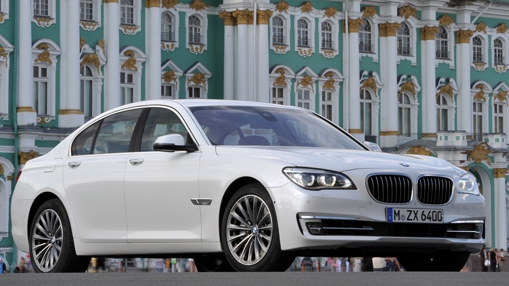 BMW 730i 2014: Đẳng Cấp Sedan Hạng Sang Và Những Điều Cần Biết Trước Khi Mua 2 bmw 730i 2014 - Hình 4