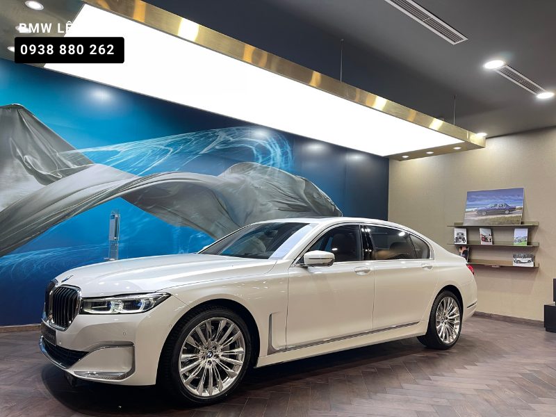 BMW 740Li Giá Bao Nhiêu? Bảng Giá Chi Tiết & Phân Tích Chuyên Sâu 2024 3 bmw 740li giá - Hình 3