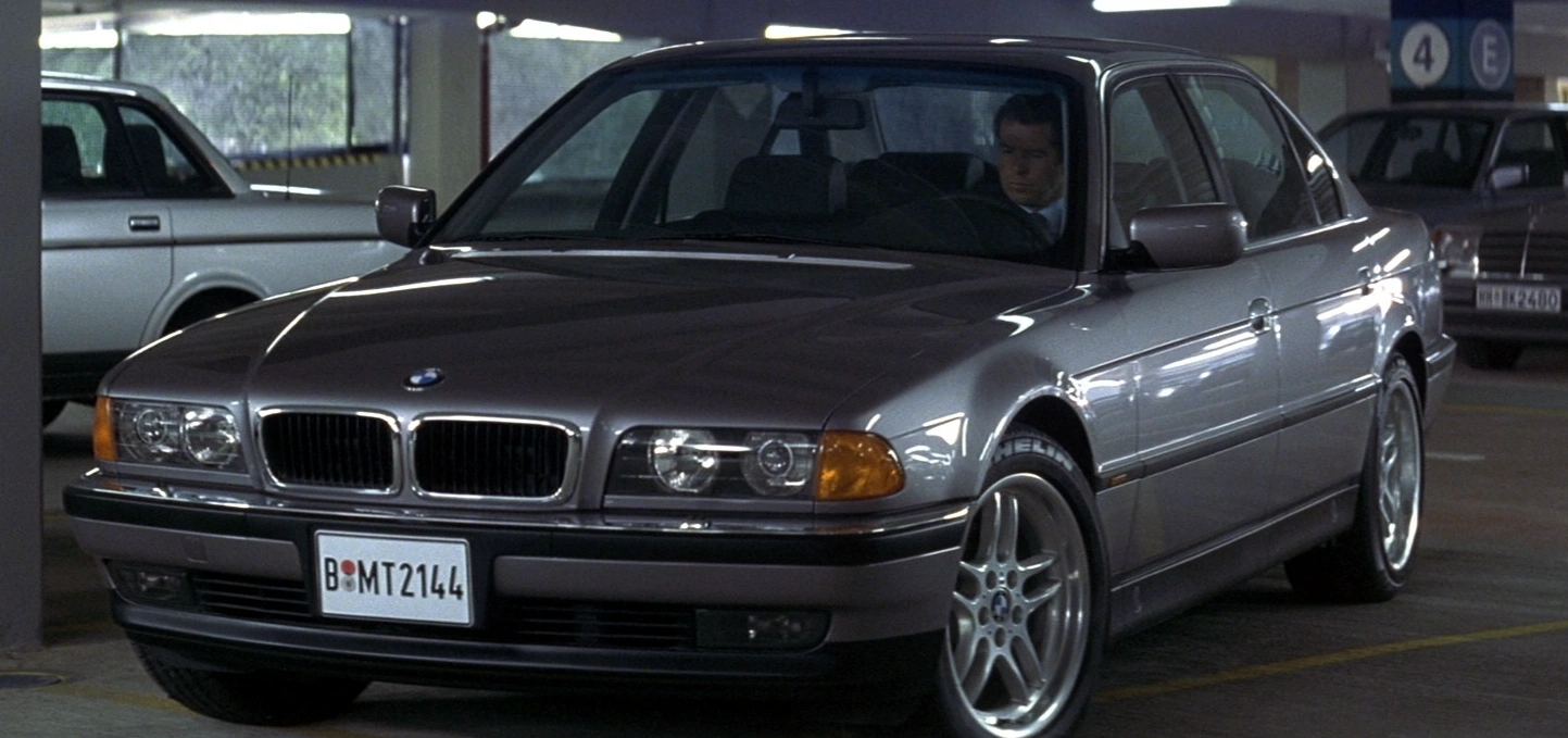 BMW 750il: Đỉnh Cao Xa Xỉ Và Sức Mạnh V8 Trong Lịch Sử Xe Hơi Đức 2 bmw 750il - Hình 4