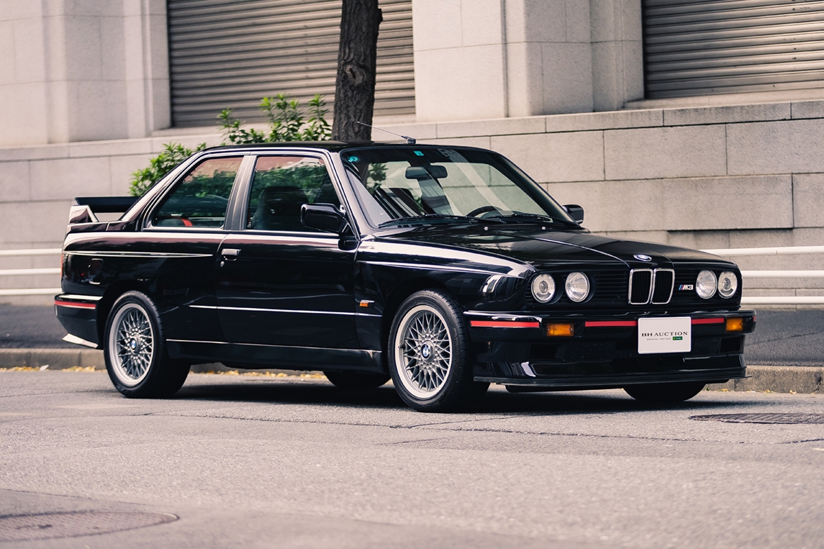 BMW 90: Hành Trình Khám Phá Dòng Xe Huyền Thoại Và Những Điều Cần Biết 4 bmw 90 - Hình 2