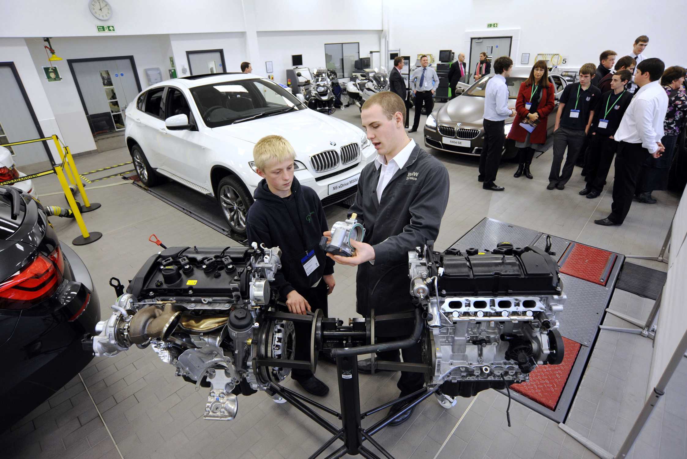 BMW Academy – Học viện Lái xe Đỉnh cao dành cho Người yêu Xe hơi Đức 3 bmw academy - Hình 1