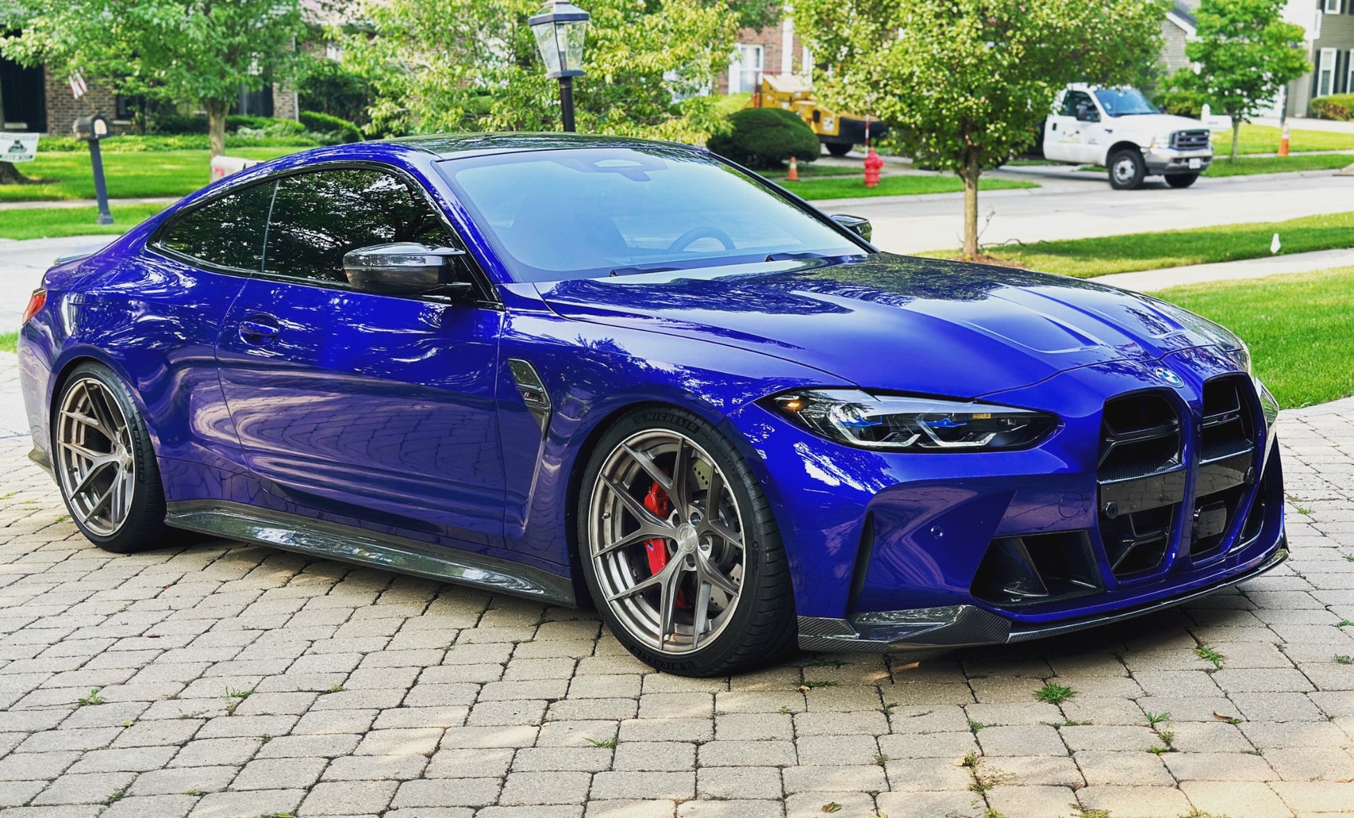 bmw blue - Hình 1