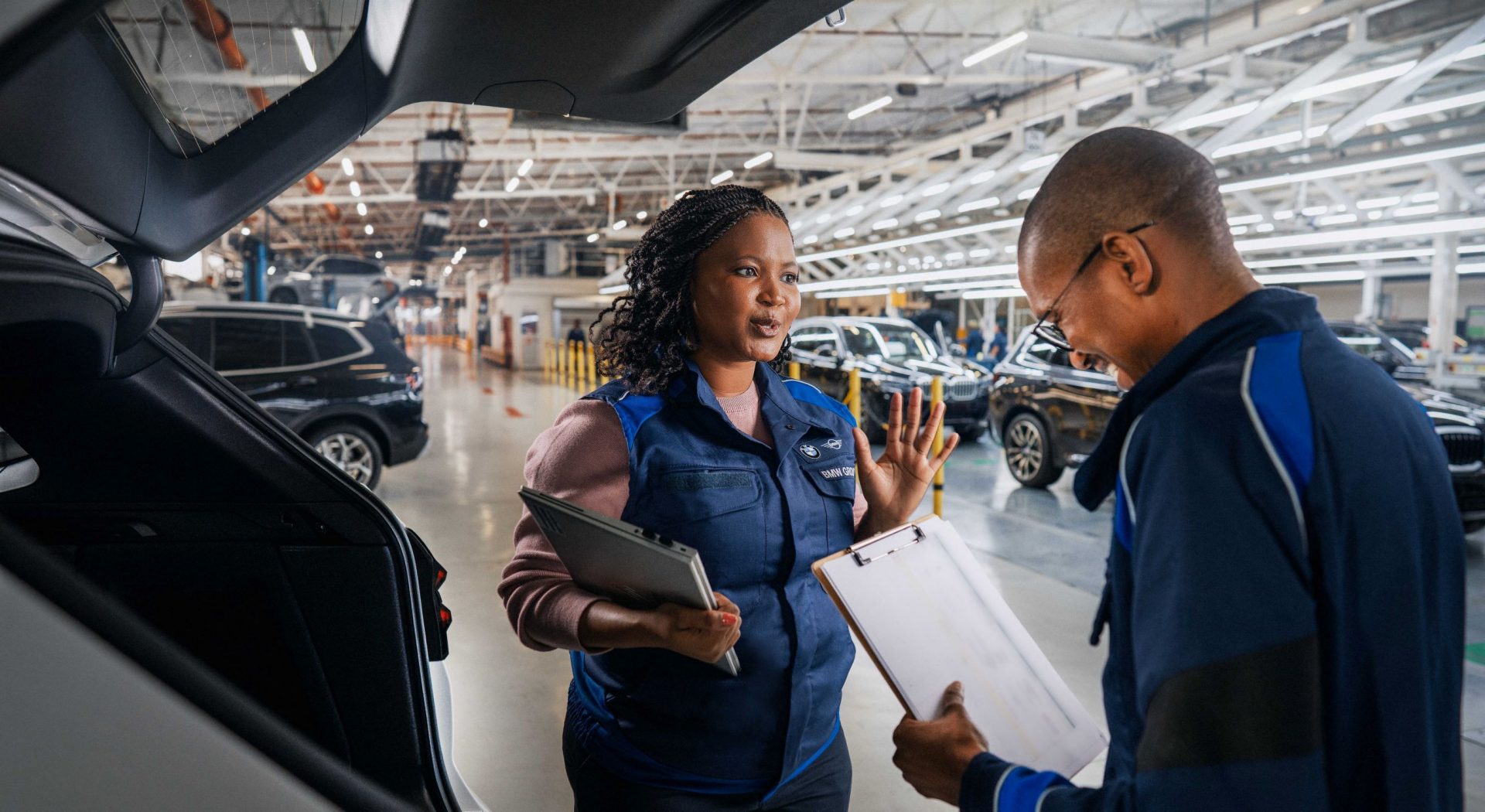Cơ Hội Nghề Nghiệp Tại BMW: Hướng Dẫn Toàn Diện Về BMW Careers Cho Người Tìm Việc 1 bmw careers - Hình 4