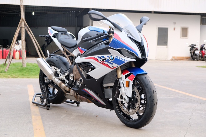 bmw cbr1000rr - Hình 1