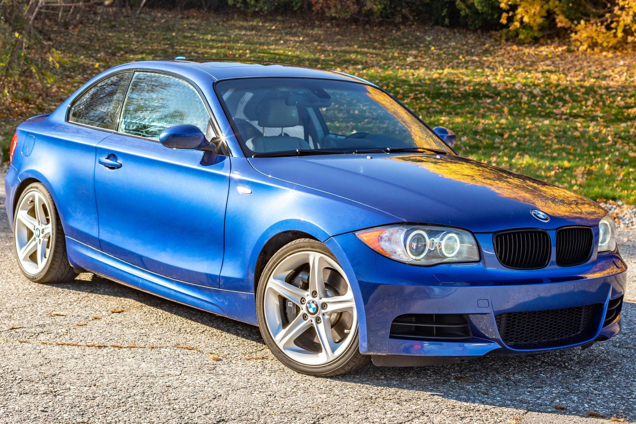 Kinh nghiệm săn BMW Coupe cũ: Cẩm nang toàn diện từ A đến Z cho người đam mê 4 bmw coupe cũ - Hình 2
