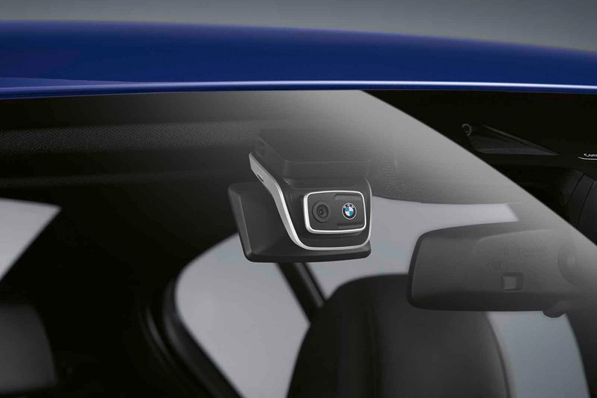 BMW Dash Cam: Giải Pháp Ghi Hình Toàn Diện Cho Xe BMW Chính Hãng 3 bmw dash cam - Hình 3