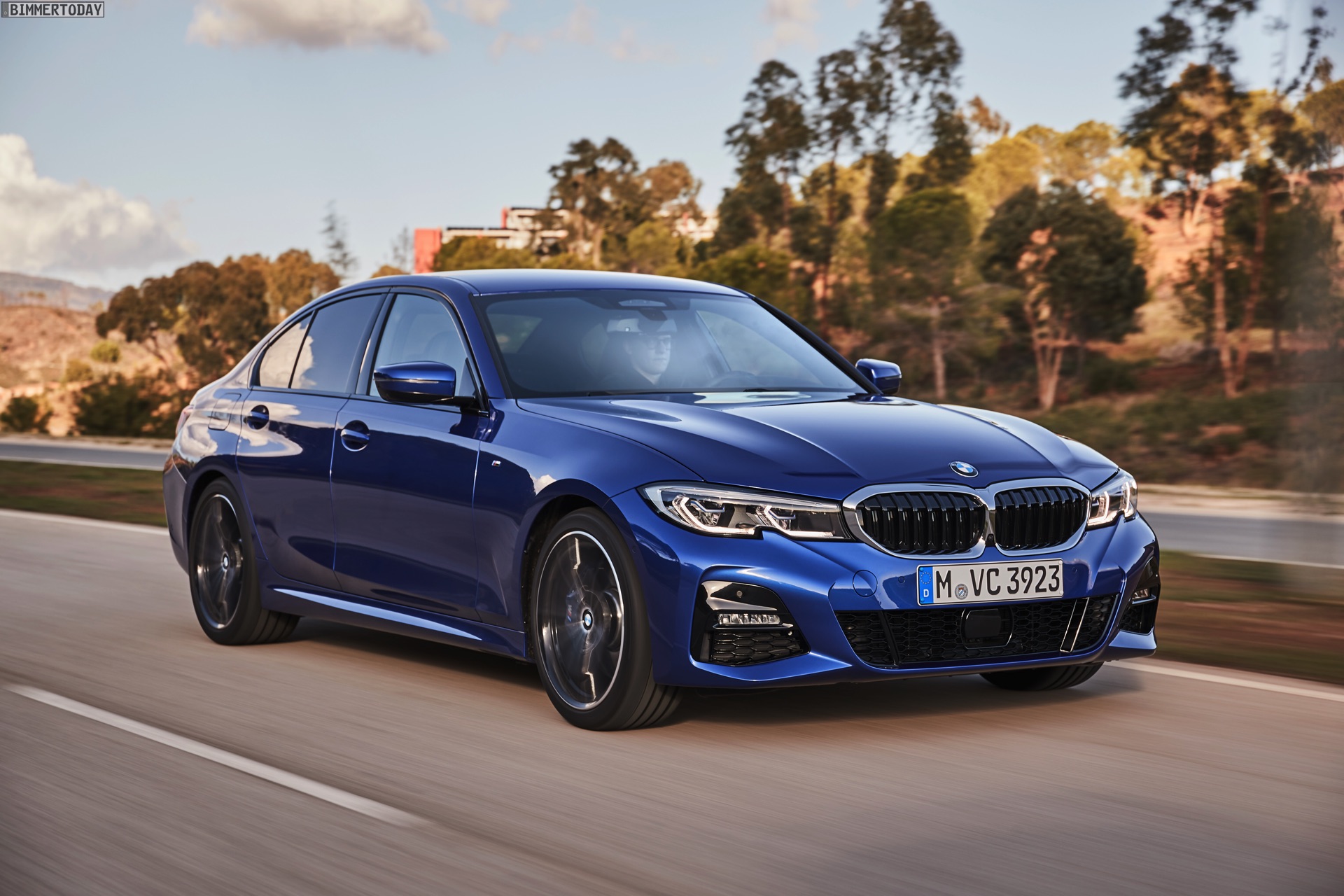 BMW Deutschland: Hành Trình Chinh Phục Đỉnh Cao Của Huyền Thoại Ô Tô Đức 3 bmw deutschland - Hình 2