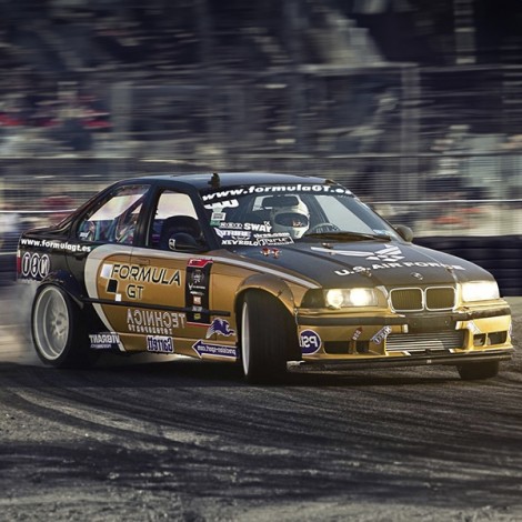 BMW Drift – Nghệ thuật drift xe BMW và bí quyết chinh phục mọi cua tay áo 2 bmw drift - Hình 2