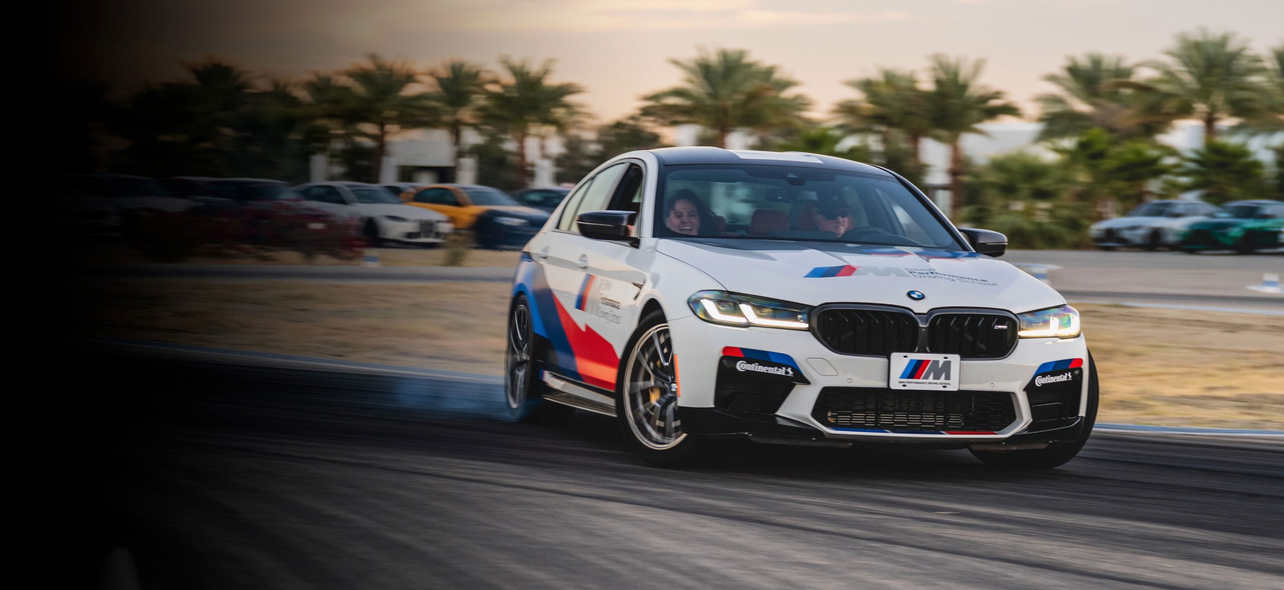 BMW Driving Experience: Hành Trình Khám Phá Cảm Giác Lái Xe Đỉnh Cao 4 bmw driving experience - Hình 1