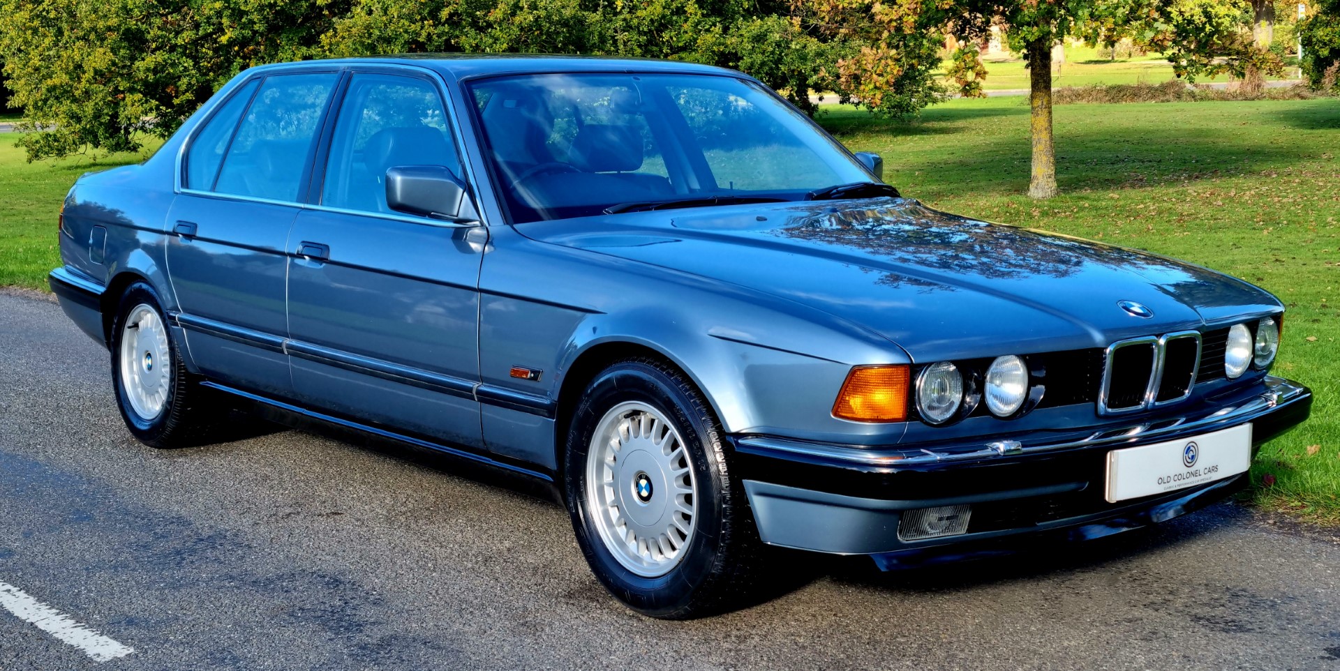 BMW E32: Huyền Thoại Xe Hơi Đức Và Những Điều Chưa Kể Về Dòng 7 Series Thế Hệ Thứ Hai 2 bmw e32 - Hình 3