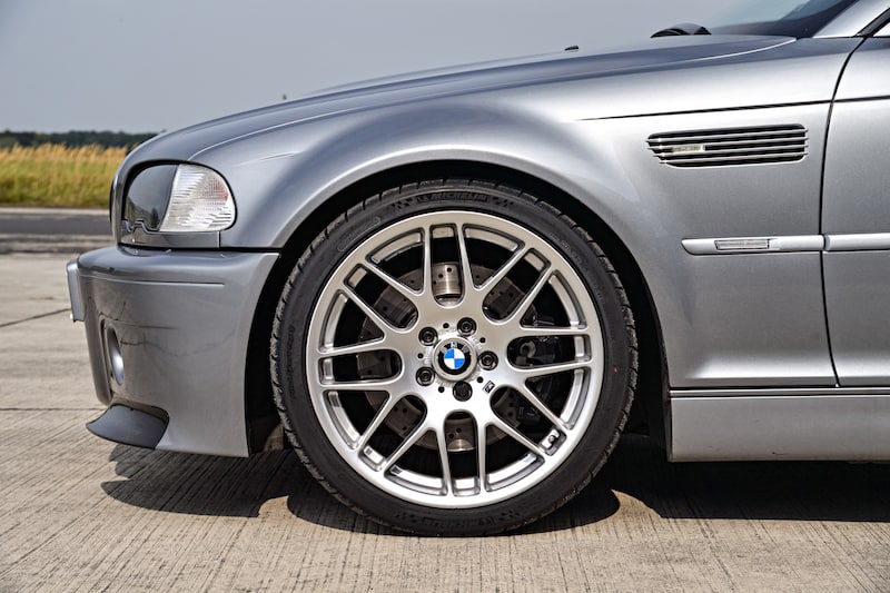 BMW E46 Wheel Size: Hướng Dẫn Toàn Diện Về Kích Thước Mâm Lốp Cho Dòng 3 Series 3 bmw e46 wheel size - Hình 3